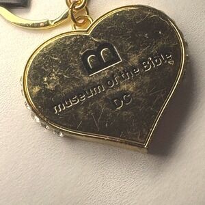 Museum‎ of the Bible DC Rhinestone Gold Heart Charm Key Chain NWT